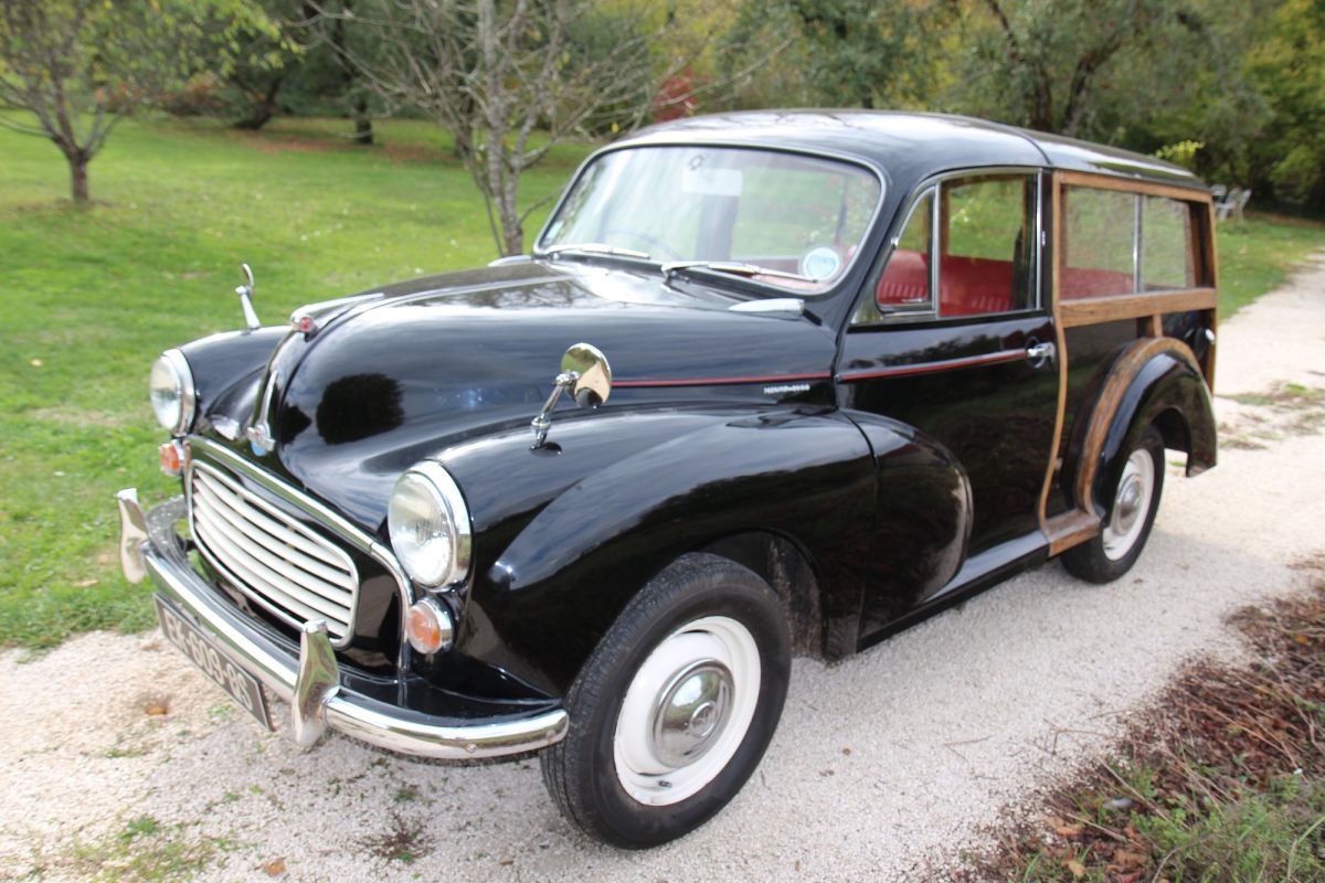 morris traveller in vendita